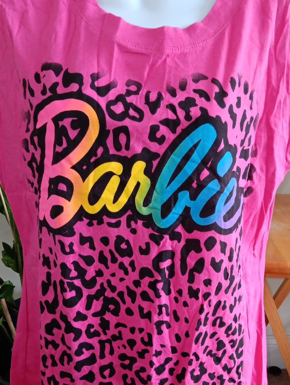 Barbie Cheetha Graphic Tee New With Tag XXL - Picture 2 of 4
